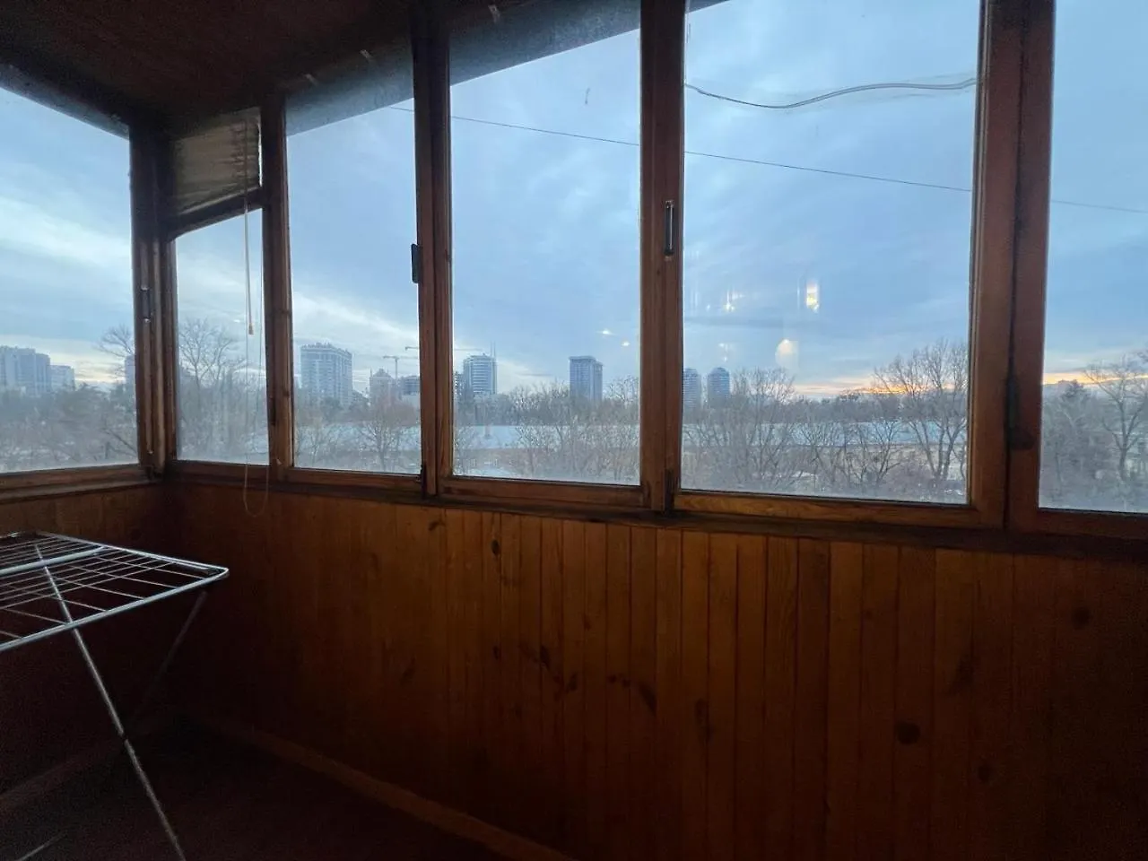 Apartment On Lesi Ukrainky Street 20 基輔 0*,