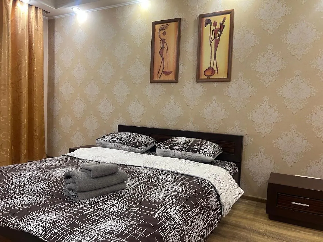 Apartment On Lesi Ukrainky Street 20 基輔